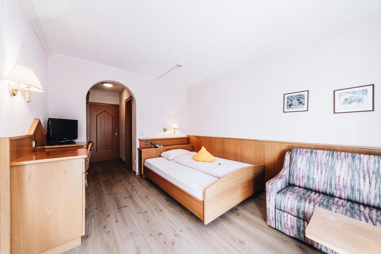 Hotel Ranuimuellerhof Funes  Luaran gambar